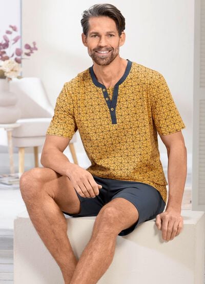 Shorty mit unterlegter Knopfleiste 