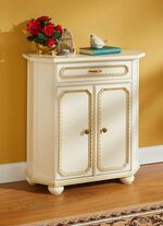 Hochwertige M&ouml;belserie mit Echtholzfurnier 