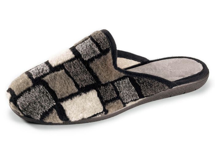 Pantoffel aus weichem Pl&uuml;schmaterial GRAU