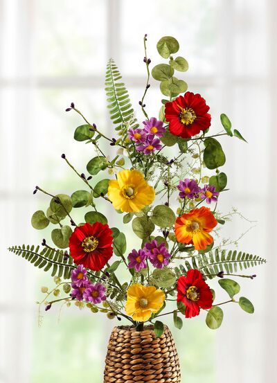 Bl&uuml;tenzweig aus Kunst- und Textilmaterial 