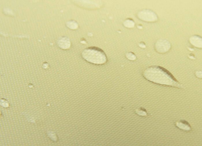 Rei&szlig;feste, witterungsbest&auml;ndige und atmungsaktive Schutzh&uuml;llen BEIGE UNI