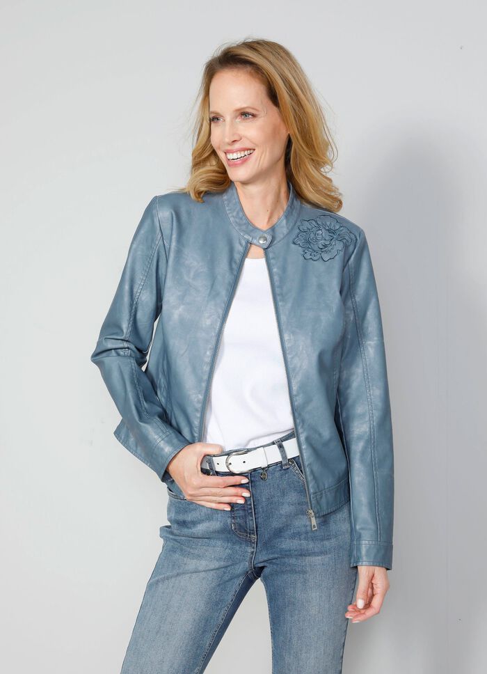 Lederimitatblazer mit toniger floral platzierter Stickerei 