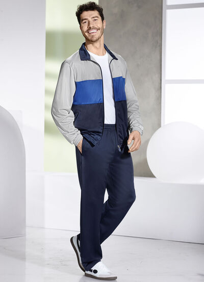 Freizeitanzug mit elastischen Bund 