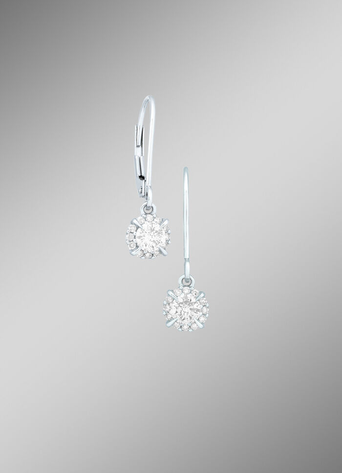 Klassische Ohrringe mit Brillanten 