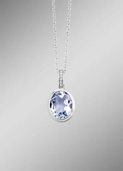 Schicker Anhänger mit beh. Blautopas und synth. Zirkonia 