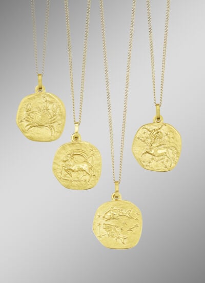 Attraktive Sternzeichen-Anhänger aus Gold 