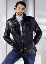 Lederkurzjacke von „Cabrini“ 