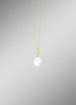 Eleganz neu definiert –Vergoldeter Anhänger 