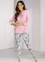 Schlafanzug mit Einfassung am V-Ausschnitt und Brusttasche 