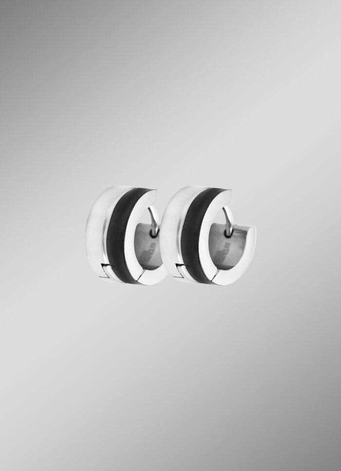 Maskuline und ausdrucksstarke Klappcreolen 