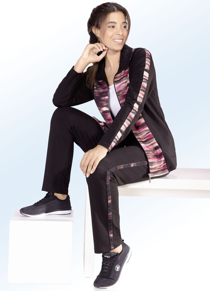 Gemusterter Freizeitanzug 