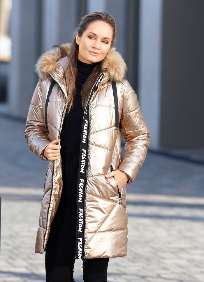 Kurzmantel in trendgenauer Metallic-Optik 
