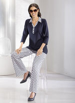 Poloshirt in Knopfzierblende 