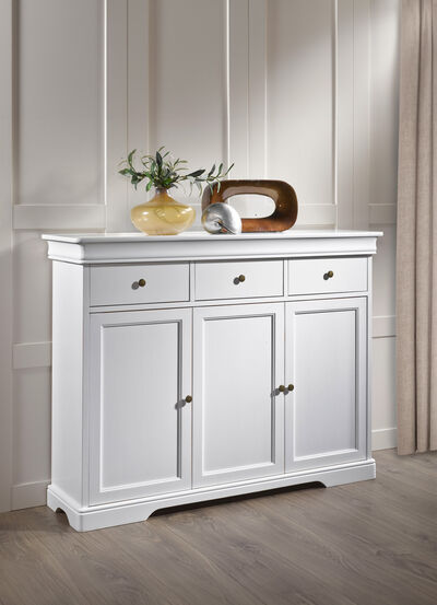 Italienische Kommodenserie im schlichtem Design 