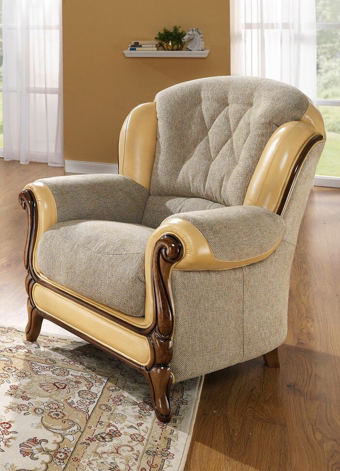 Polsterm&ouml;bel mit edlen Holzchatosen 