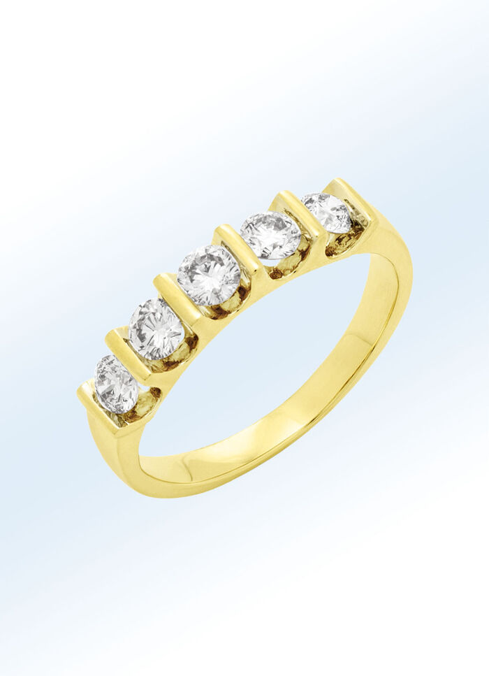 Damenring aus Gold mit Brillanten 