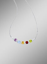 Halskette mit Edelsteine 