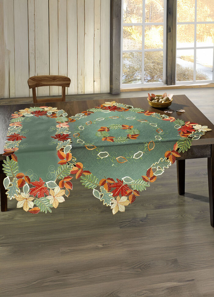 Herbstliche Tisch- und Raumdekoration mit Blattmotiven GRÜN-BUNT