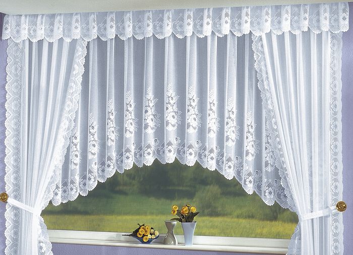 Querbehang mit gebogtem Abschluss 