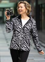 Strickjacke mit Kapuze 