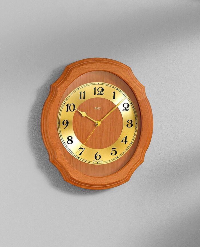 Wanduhr mit Funkuhrwerk KIRSCHBAUM