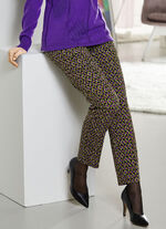 Hose mit farbbrillantem Druck 