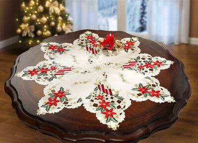 Weihnachtliche Tisch- und Raumdekoration 