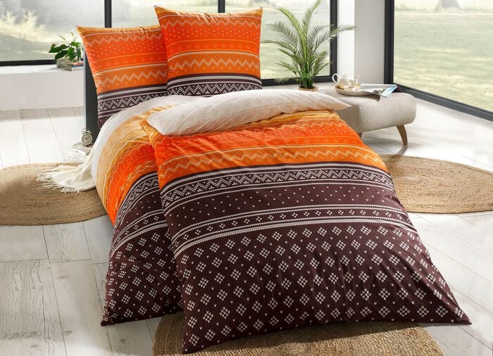 Bettw&auml;sche-Garnitur in moderner Farbgebung 