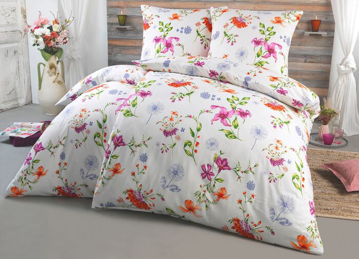 Bierbaum Bettw&auml;sche-Garnitur mit traumhaftem Bl&uuml;tendessin 