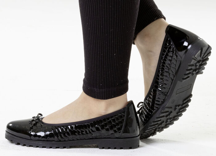 ELENA EDEN, elegante Damen-Ballerinas, Weite G, mit Gummizug SCHWARZ