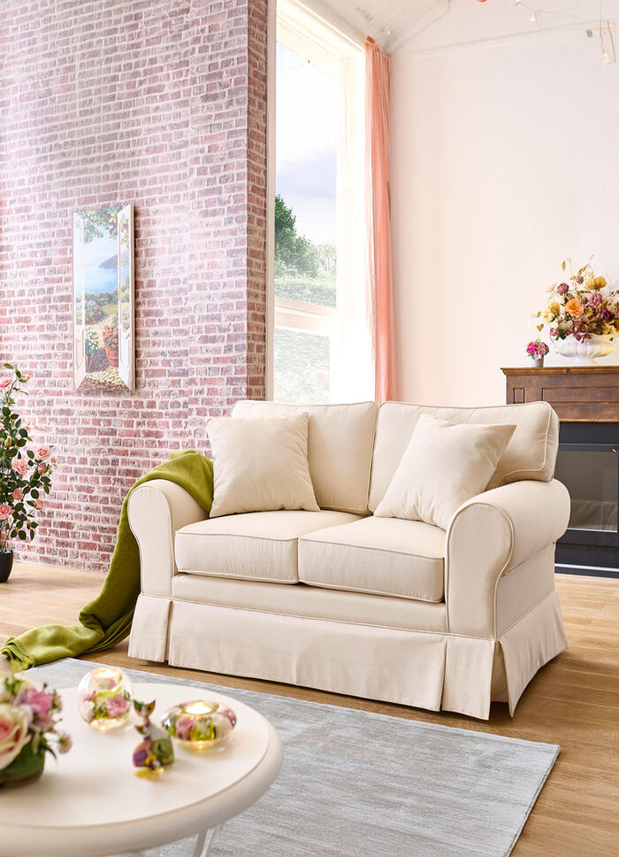 Frei im Raum aufstellbare Polstermöbel mit Dekokissen CREME