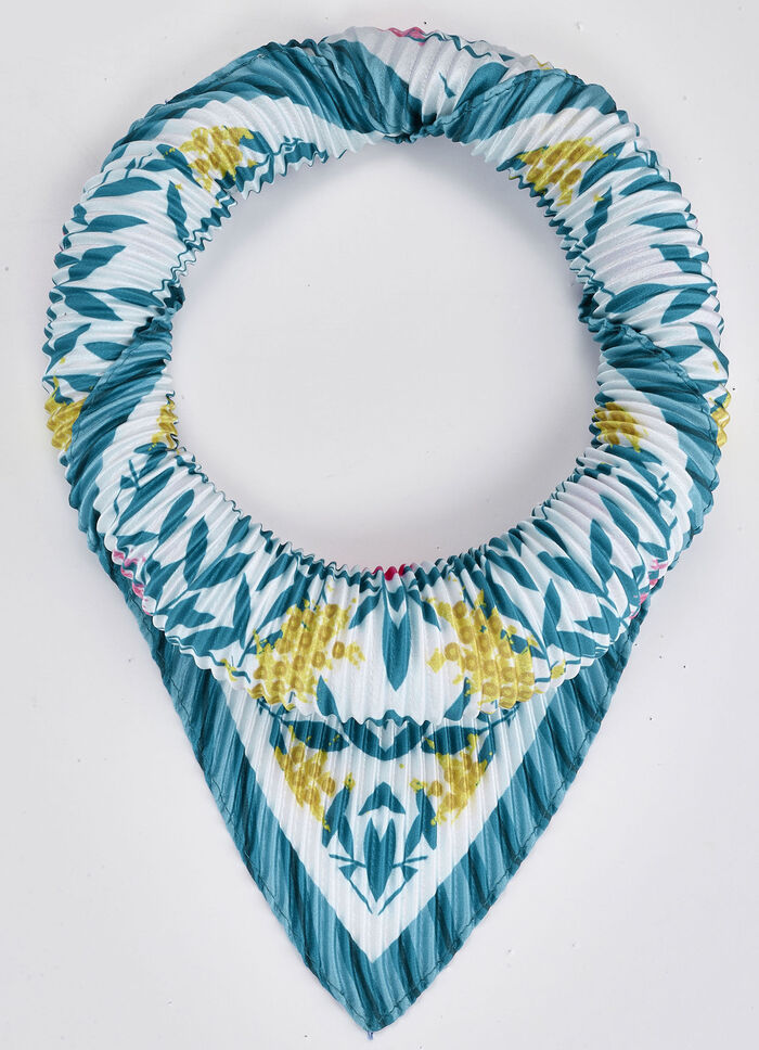 Nickituch aus plissiertem Satin 