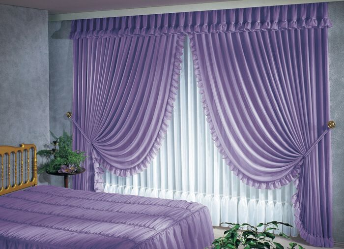 Querbehang mit geradem Volantabschluss FLIEDER