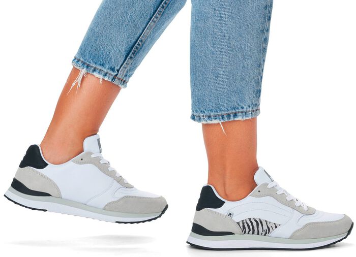 Rieker Sneaker mit interessantem Zebra-Druck 