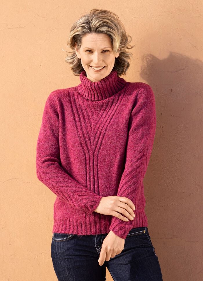 Pullover in sehr kuschliger Flauschqualität BEERE