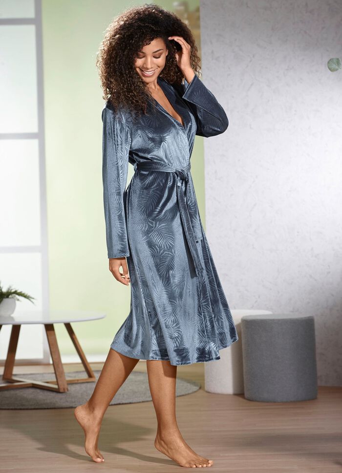 Hausmantel aus Pannesamt 