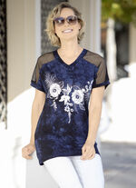 Faszinierendes Longshirt in Batik-Optik 