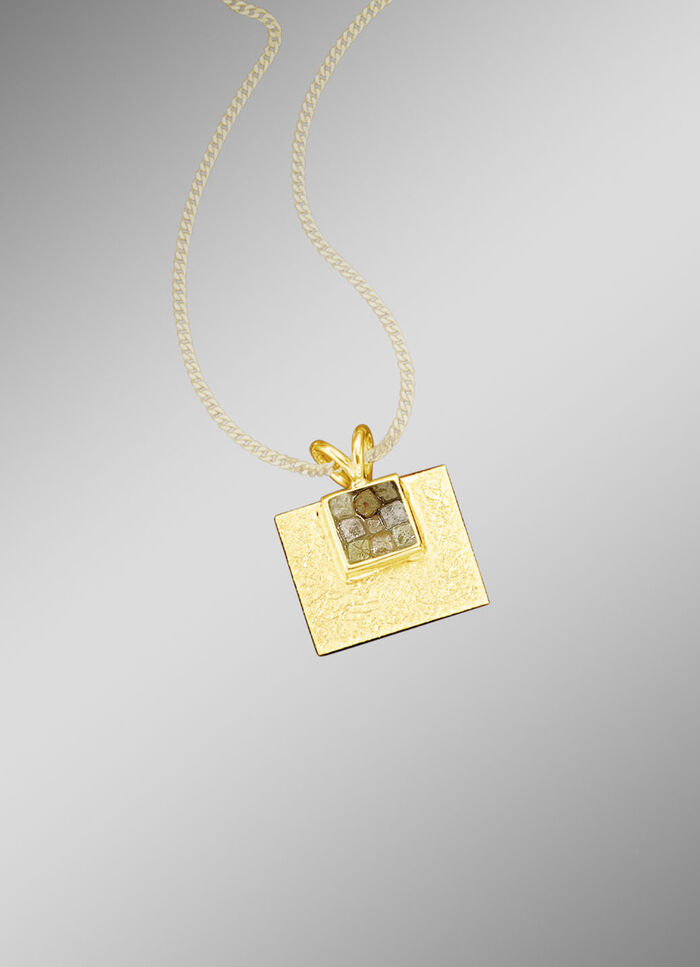 Anh&auml;nger mit Rohdiamanten 