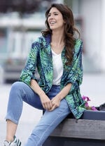 Jacke mit fester Kapuze 