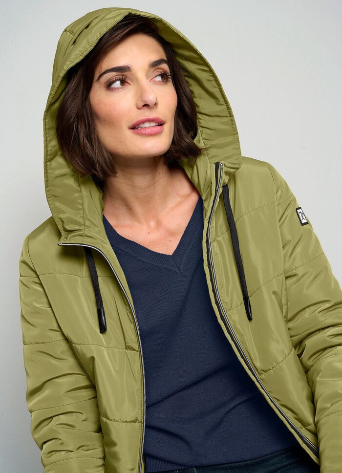 Steppjacke mit fester Kapuze 