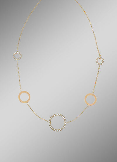 Stilvolle Halskette mit Kristallen 