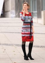 Kleid mit Bindeg&uuml;rtel 