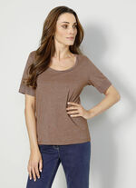 Shirt in leicht taillierter Form 