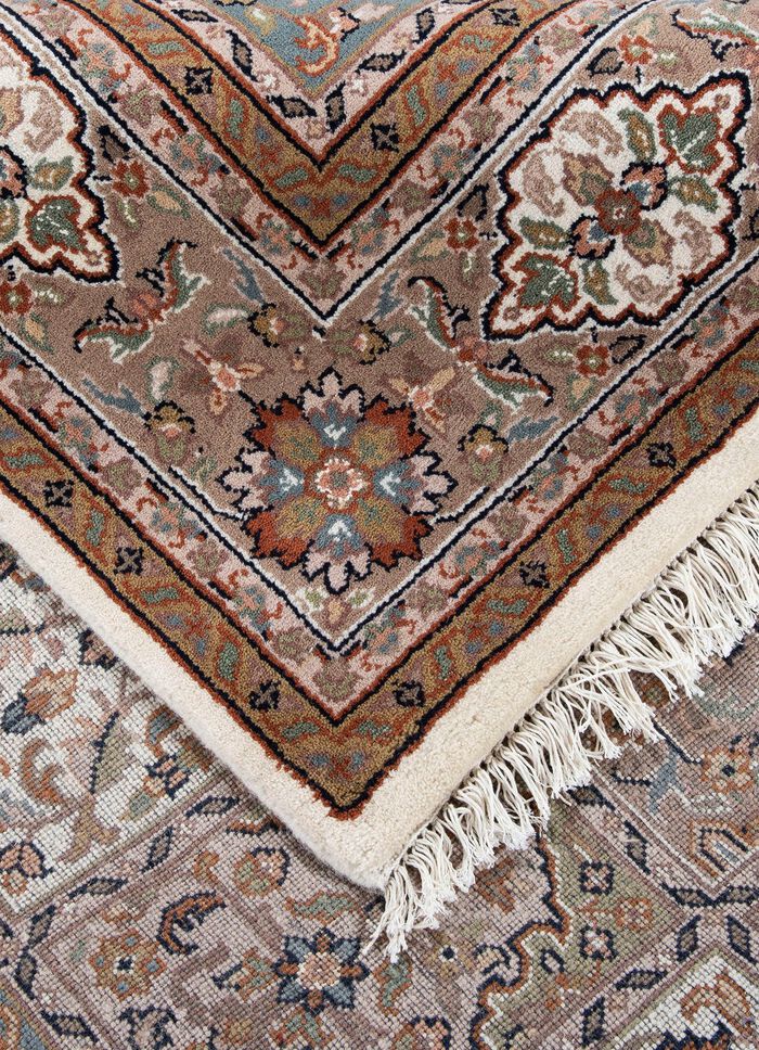 Orient- Br&uuml;cken und -Teppiche  