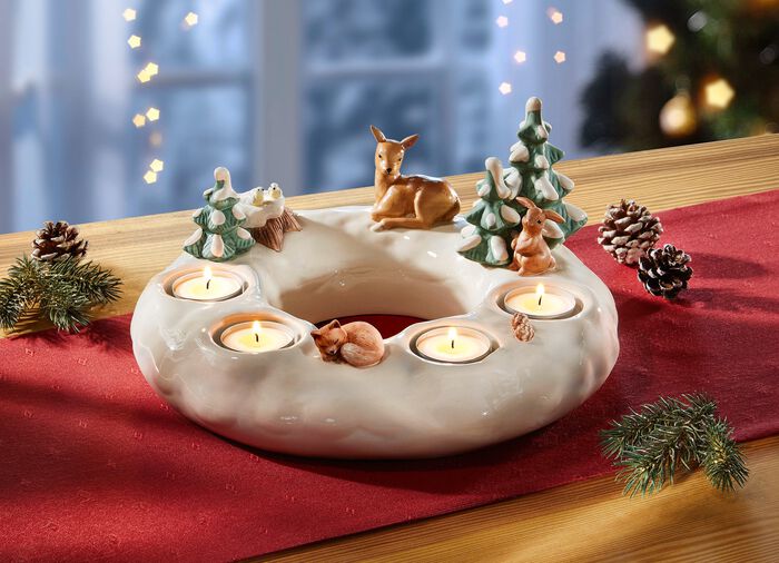 Handgefertigter Adventskranz aus dem Hause Goebel 