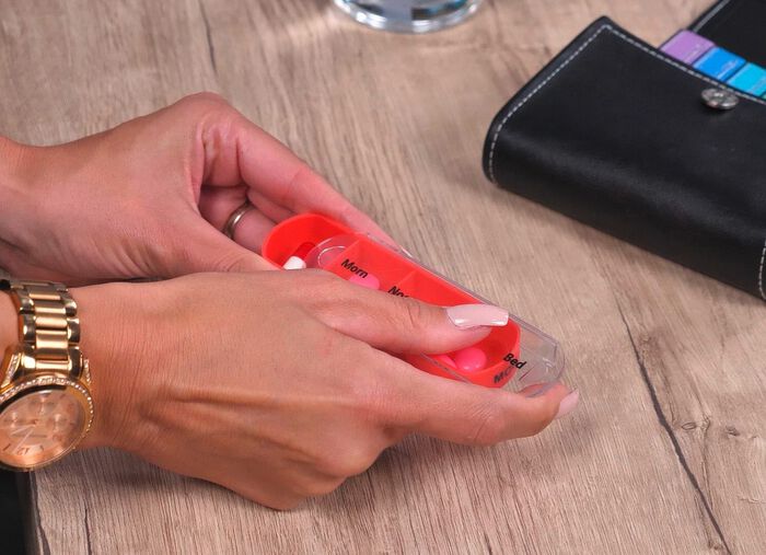 Wellys&reg; Pillenbox 7 Tage mit Etui 