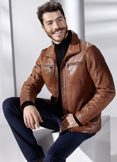 Lederkurzjacke mit Stehumlegekragen 