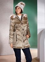 Jacke mit figurschmeichelnder L&auml;ngssteppung seitlich 