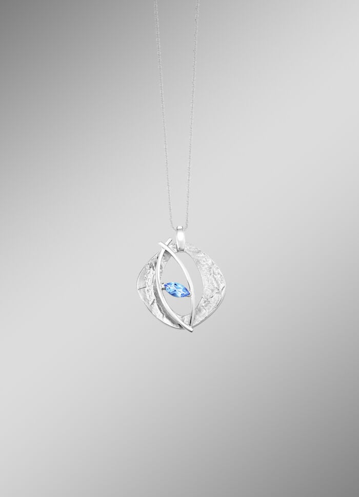 Stilvoller Anhänger  