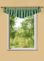 Querbehang mit Schlaufen und Universalschienenband GR&Uuml;N